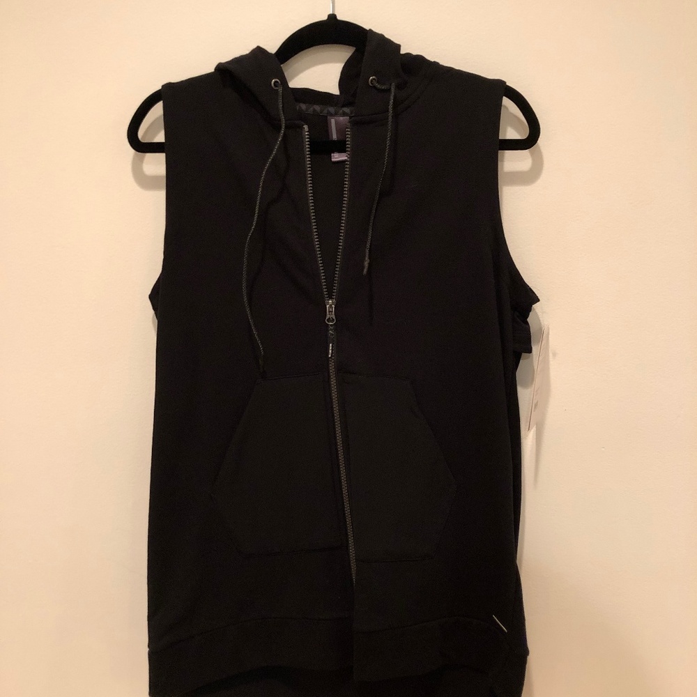 Mondetta long terry vest yoga with hoodie, NWT